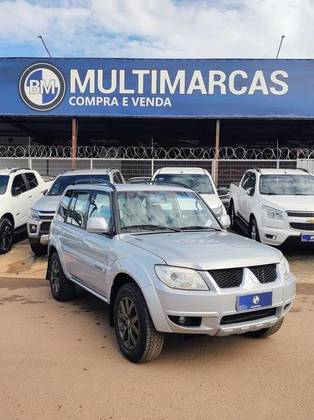 MITSUBISHI PAJERO TR4 2.0 4X4 16V 140CV FLEX 4P AUTOMÁTICO MITSUBISHI PAJERO TR4 2.0 4X4 16V 140CV FLEX 4P AUTOMÁTICO